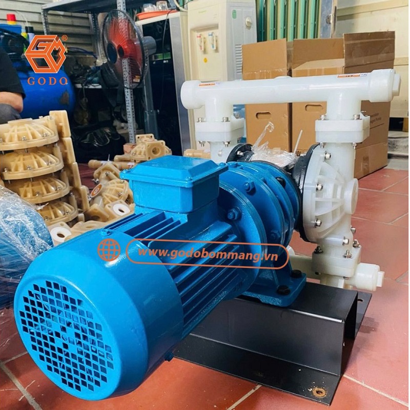 Máy bơm màng Godo-DBY3-40STFF giải pháp xử lý nước thải hiệu quả cho nhiều doanh nghiệp