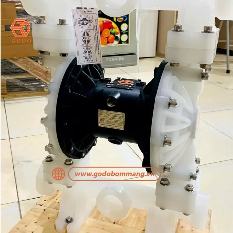 Máy bơm màng hóa chất GODO QBY3-40STFF bơm hóa chất an toàn và ổn định
